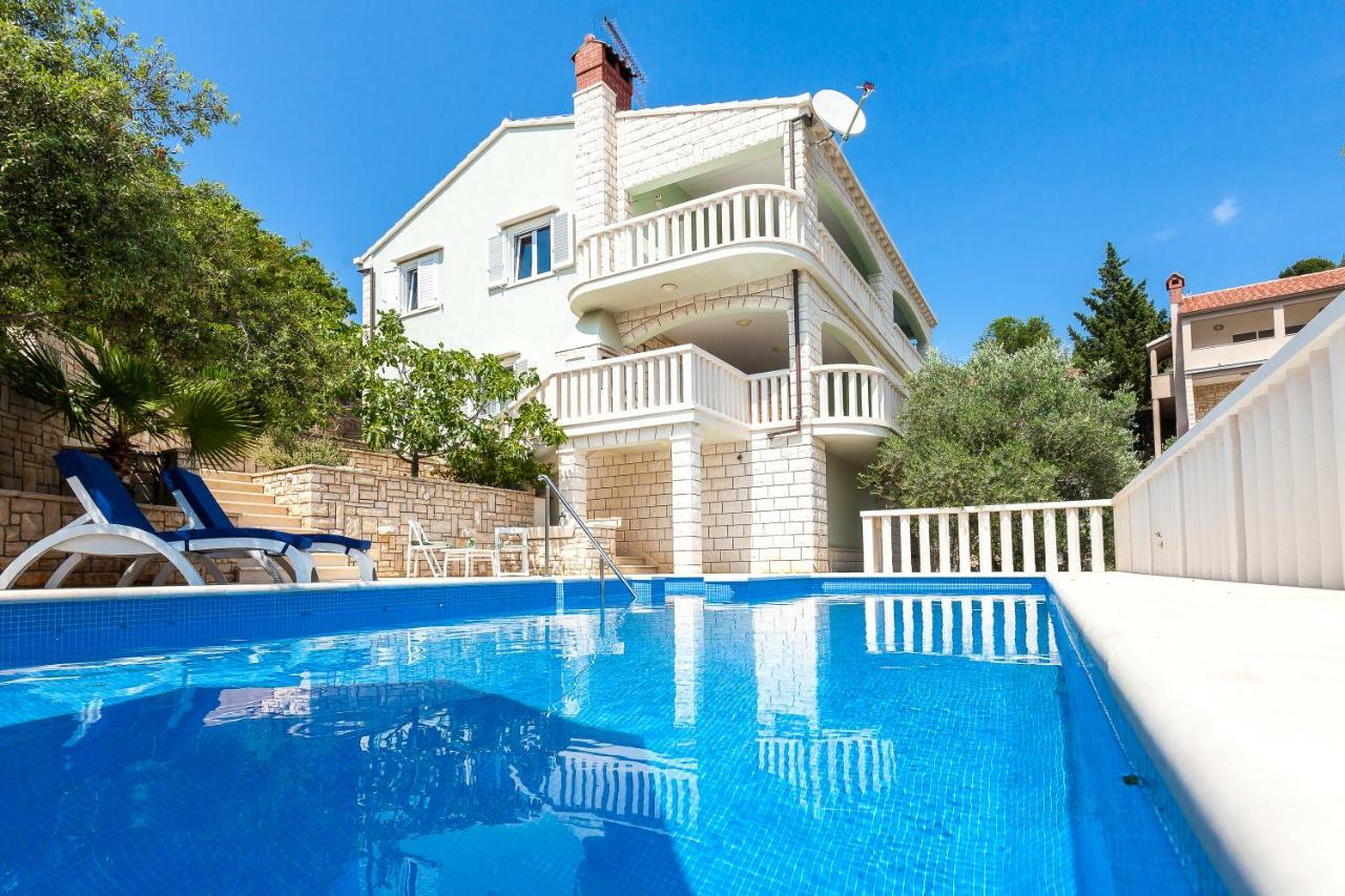 Villa Matic Вела-Лука Экстерьер фото